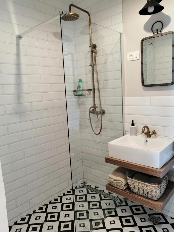 Apartment Radosevac Beach Split Bagian luar foto
